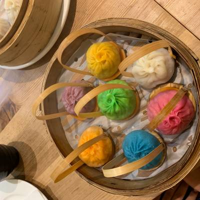 Rainbow dumplings at Jingle Bao